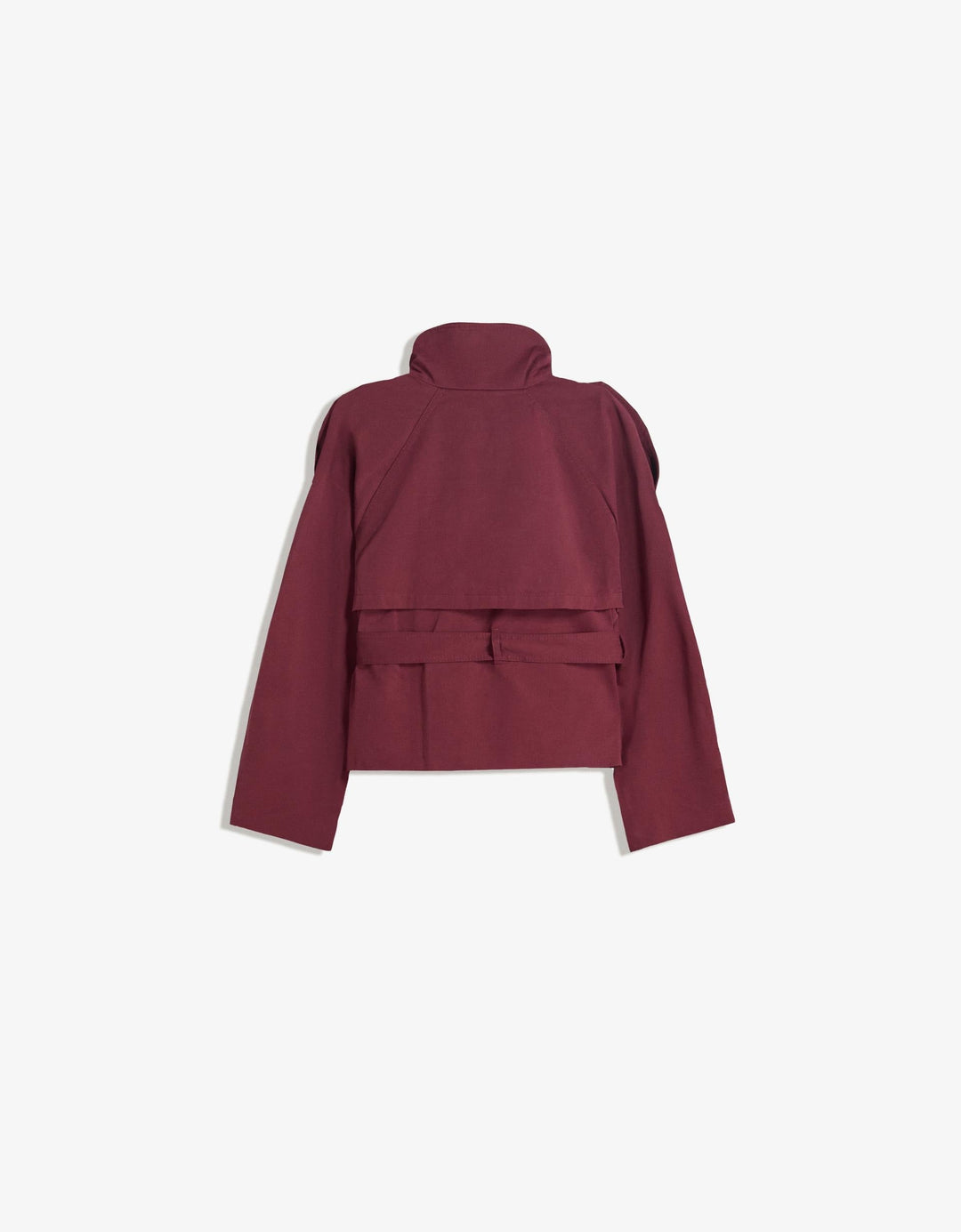 Trench-coat court