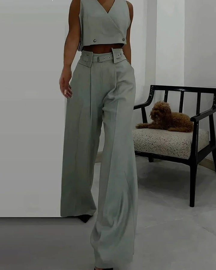 Ensemble deux pièces gilet et pantalon à col en V