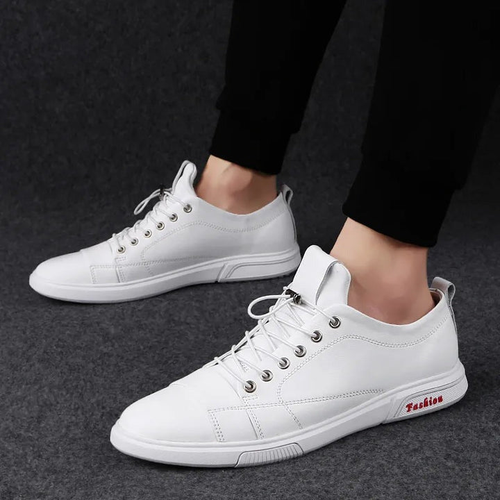 Baskets romaines en cuir de vache