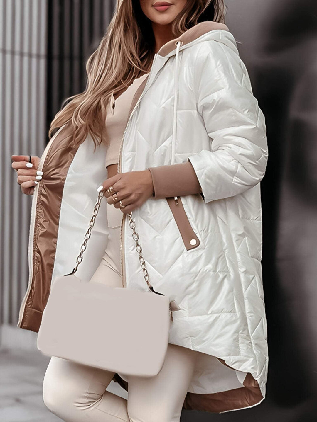 Manteau d'hiver à capuche et fermeture éclair